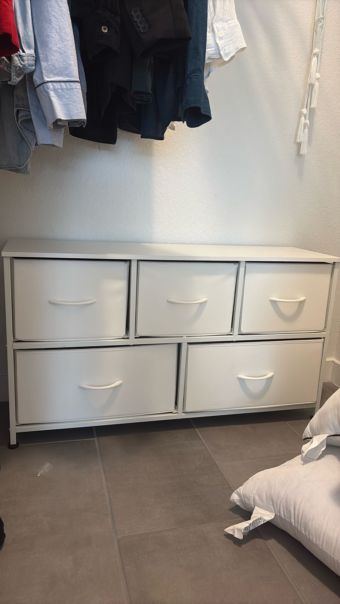 White 5 Drawer Dresser / Storage Organizer