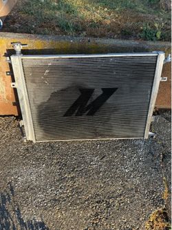 Genesis coupe Radiator