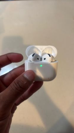 Apple ear buds