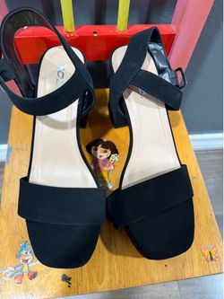 Ladies shoes