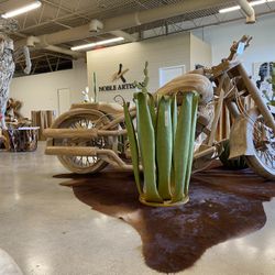 *** Gorgeous Morocon Hand Welded Painted Cactus Decor Indoor Outdoor