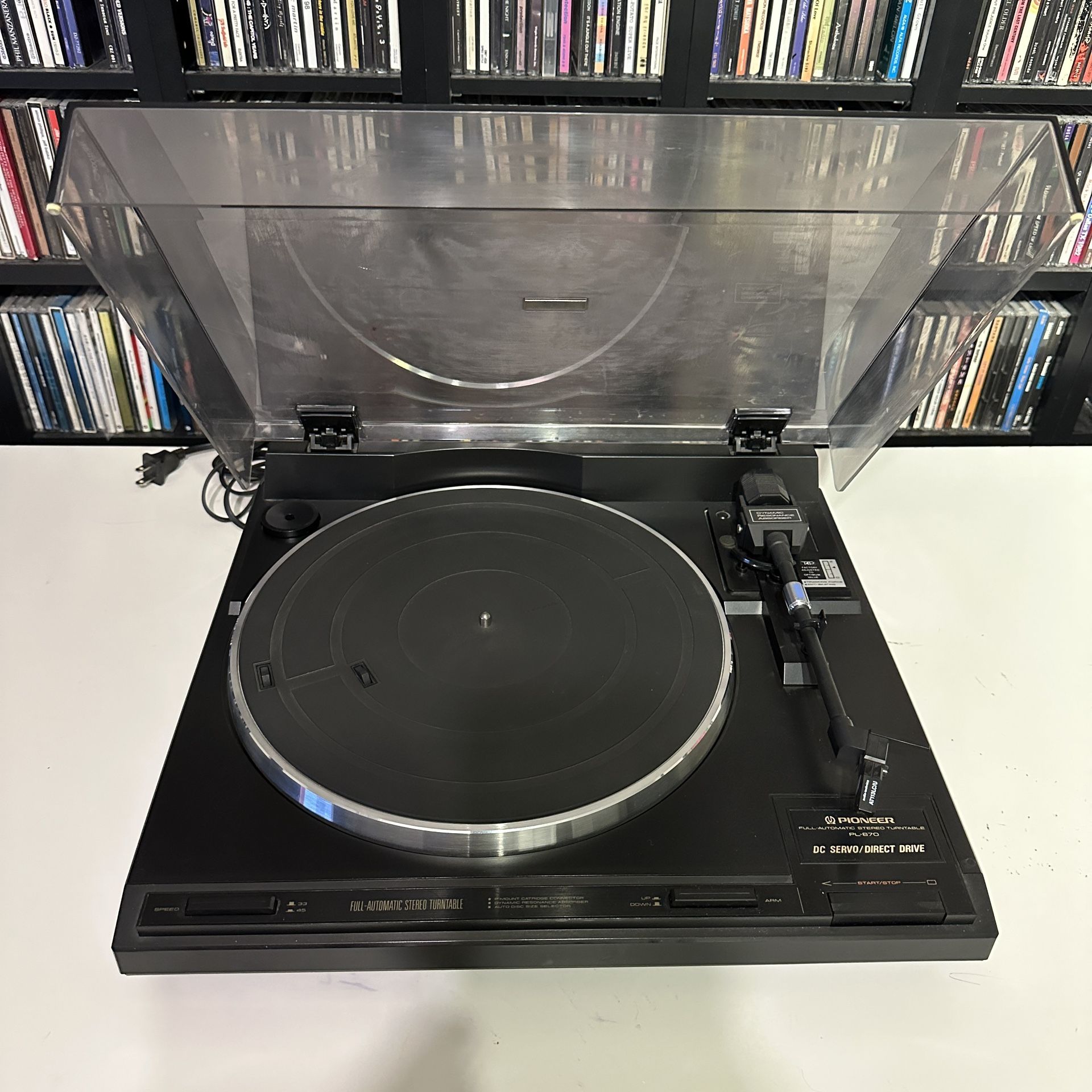 Pioneer PL-670 Direct Drive Turntable w/Audio Technica Cartridge