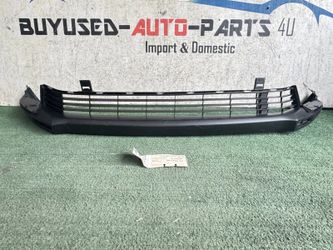 2017 - 2018 - 2019 TOYOTA HIGHLANDER FRONT LOWER BUMPER TEXTURE VALANCE OEM UG80808