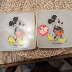 Vintage sandwich containers