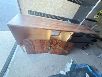 Gratis Dresser
