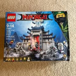 LEGO THE NINJAGO MOVIE Temple of The Ultimate Weapon 70617