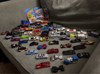 Hot Wheels~Match Box era and newer (100+ lot)