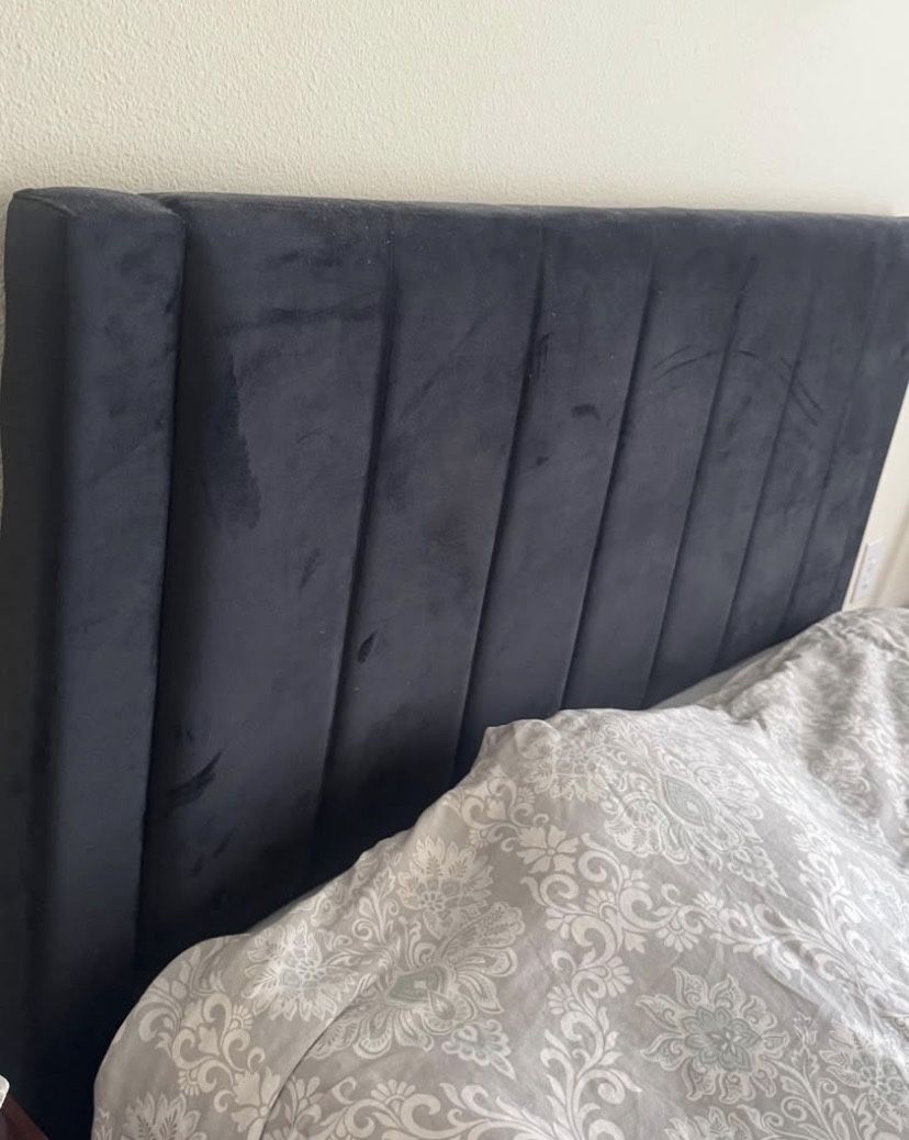 Black Velvet Bed Frame With Mattress (full/double)