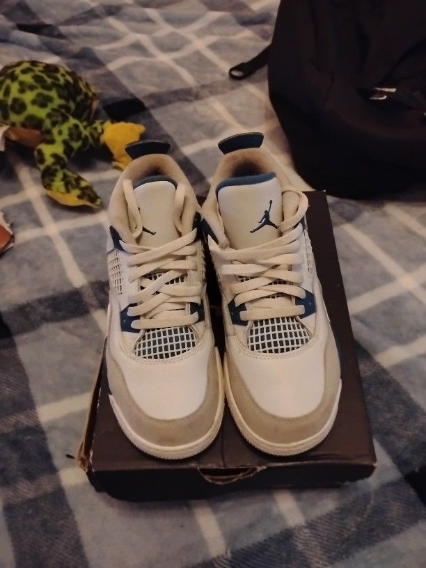 Jordan 4 retroPS
