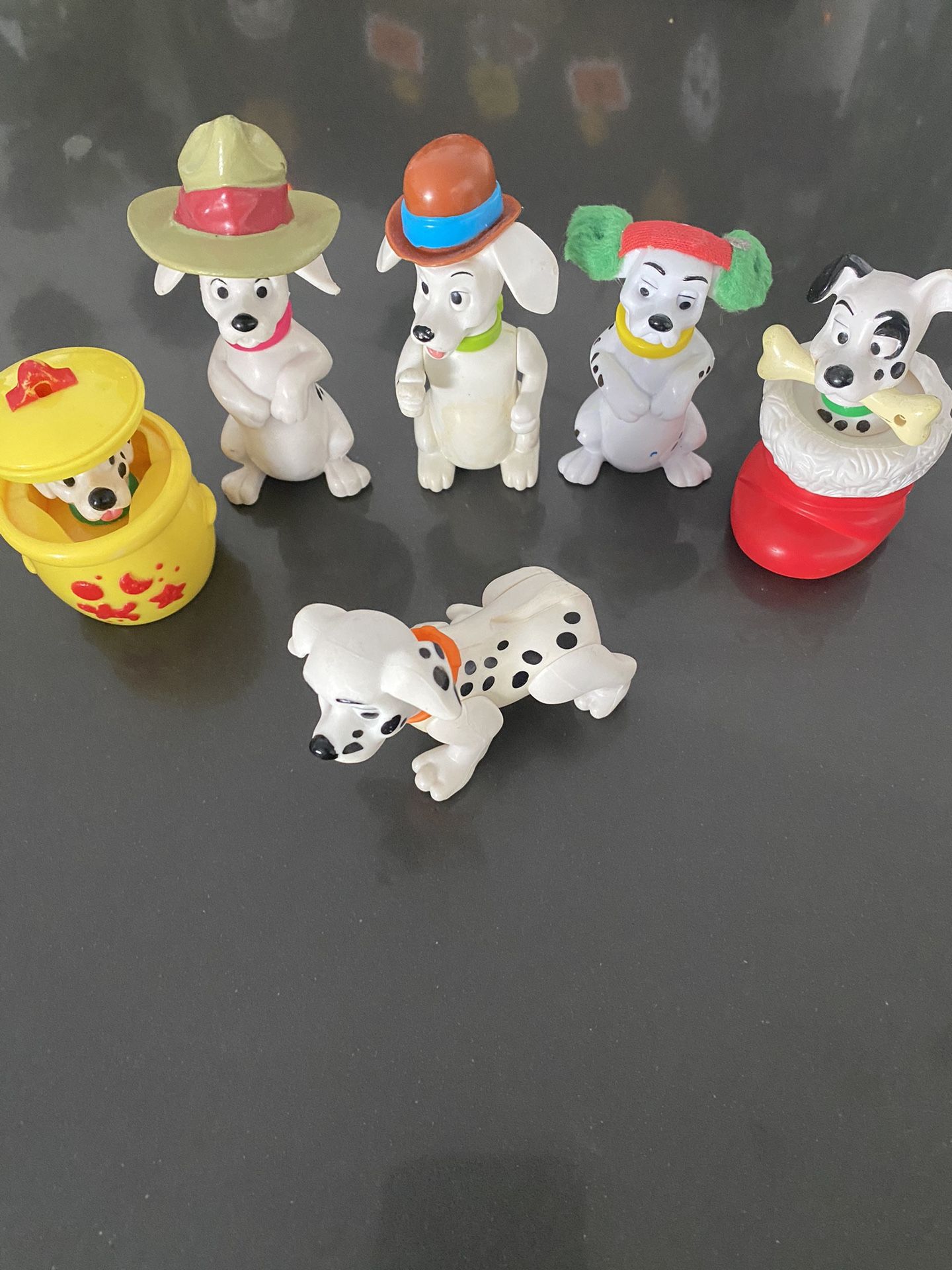 101 Dalmatian Disney Toy Figures 