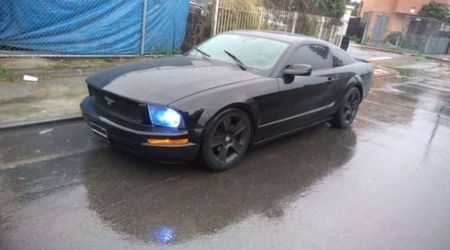 2005 Ford Mustang V6 47K miles