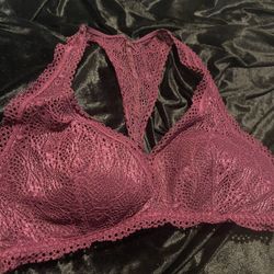 Victoria’s Secret Size M Purple Padded Pullover Bra