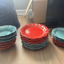 Pioneer Women Plates And Bowls