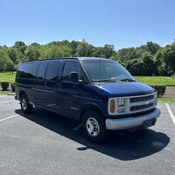 2002 Chevrolet Express