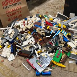 Free Random Lego Parts