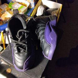 Jordan 12 Retros Size 9C