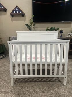 NEW “Dream On Me “Ava” 4-n-1 Mini Crib