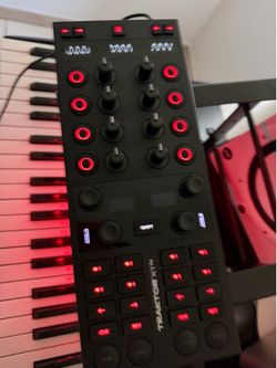 TRAKTOR X1