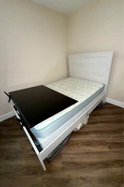 Full Size Bed Set + 60” Hisense TV – Complete Bedroom Setup
