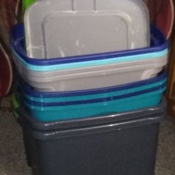 PLASTIC TUBS