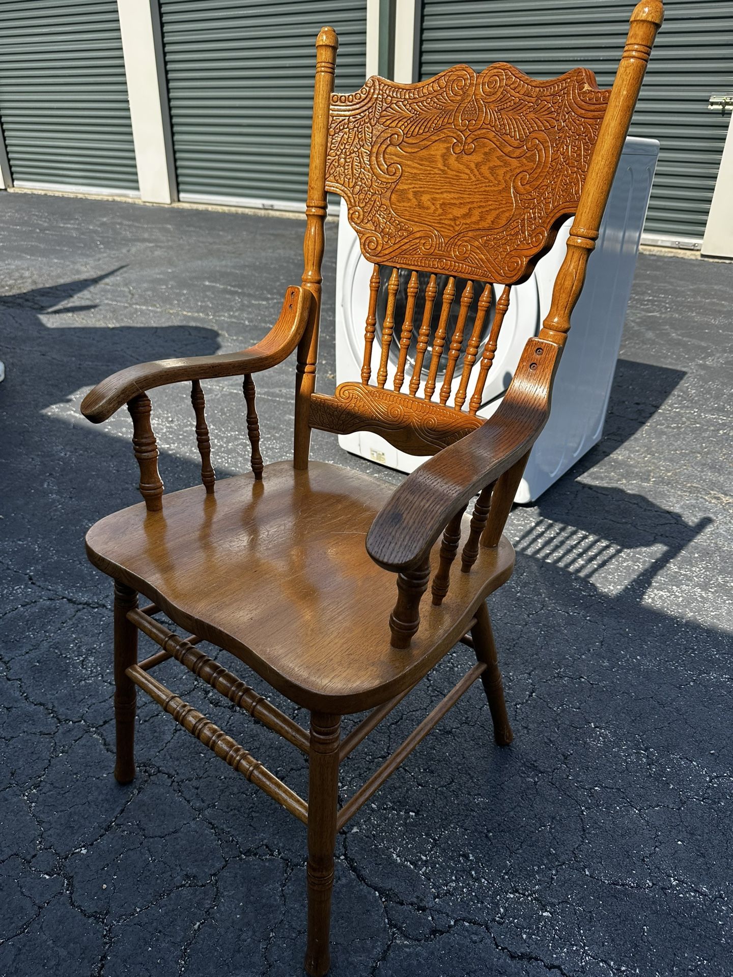 Vintage Apple Grove Oak Amish Inspired Dining Chair