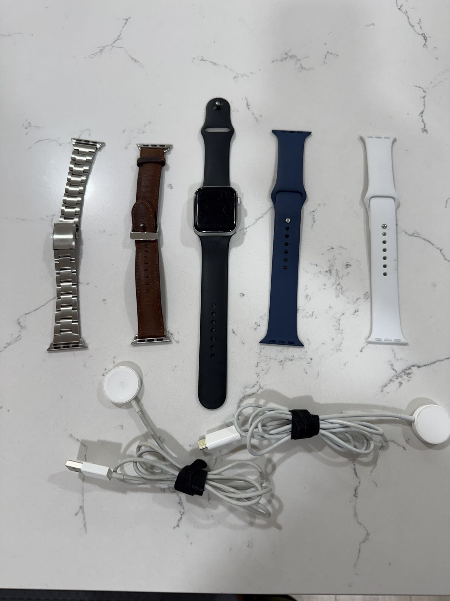 Apple Watch SE (2nd Generation) GPS + Cellular
