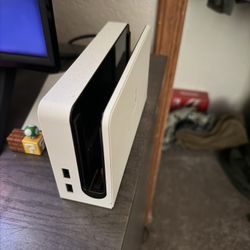 Nintendo Switch Oled + 3 Games And 1 Remote