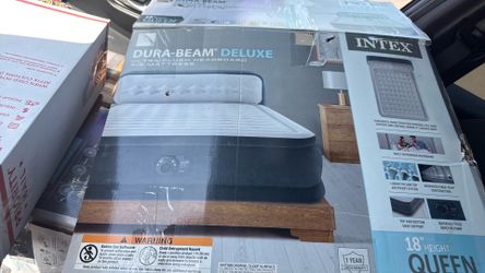 Air mattress/inflatable bed.