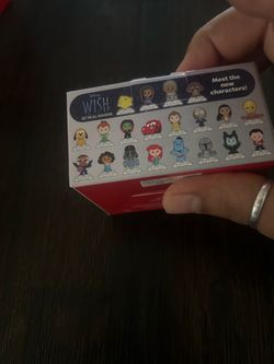 Disney 100 Mystery Mini Blind Box Figure
