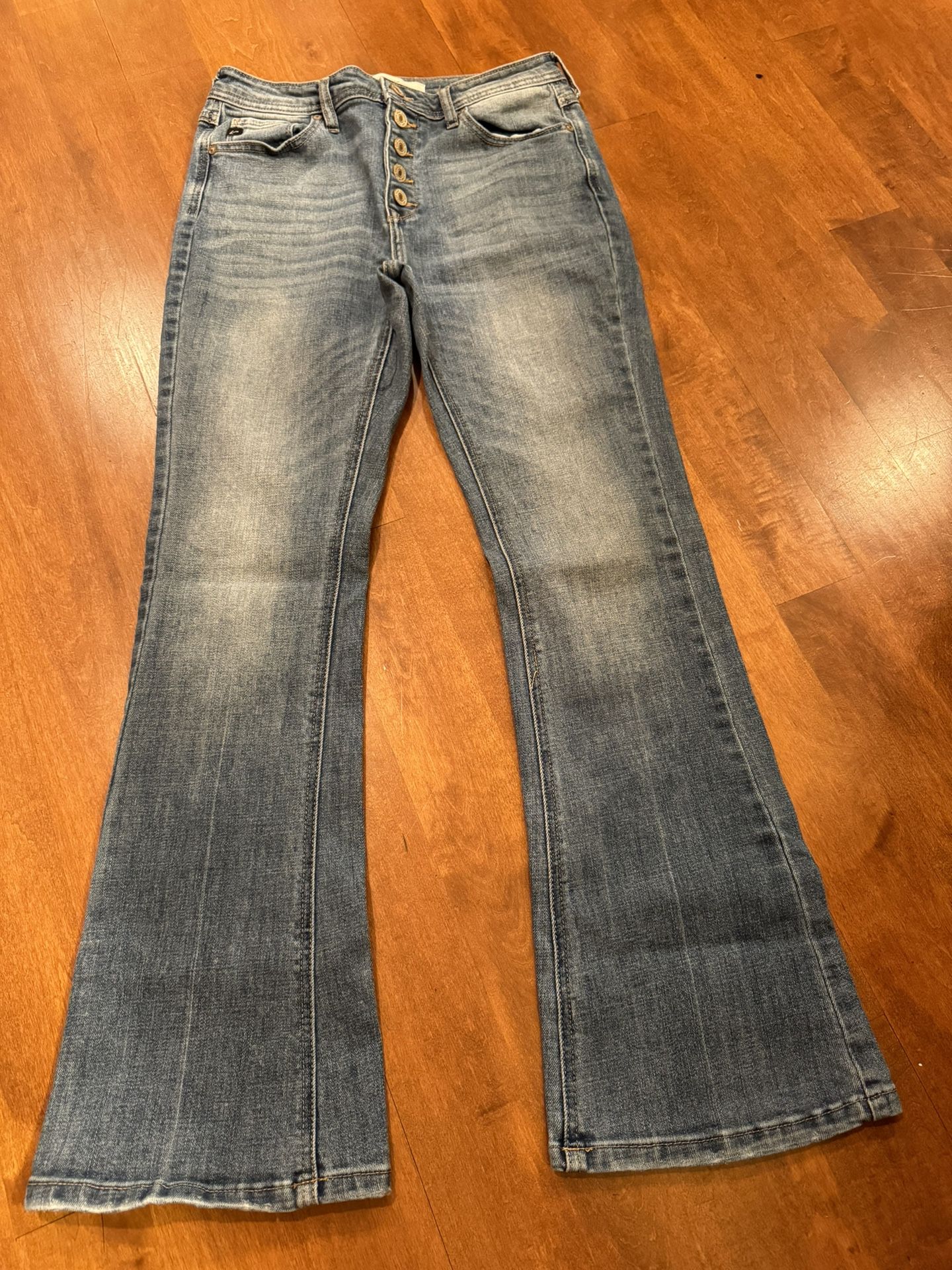 Woman’s Kancan High Waisted Flare Jeans Shipping Avaialbe 