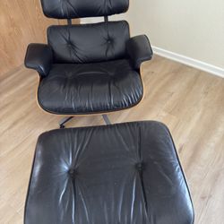 Charles Eames Chair With Ottoman Original Late 80’s