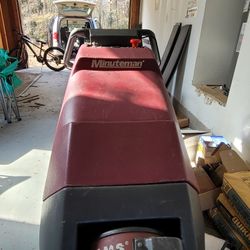 Electric Floor Burmisher and Scrubber