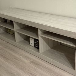 Furnitures New Conditions For Sale