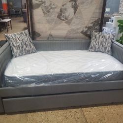 Contemporary Grey Fabric Twin Daybed with Trundle(MATTRESS SOLD SEPARATE)(NEW) 