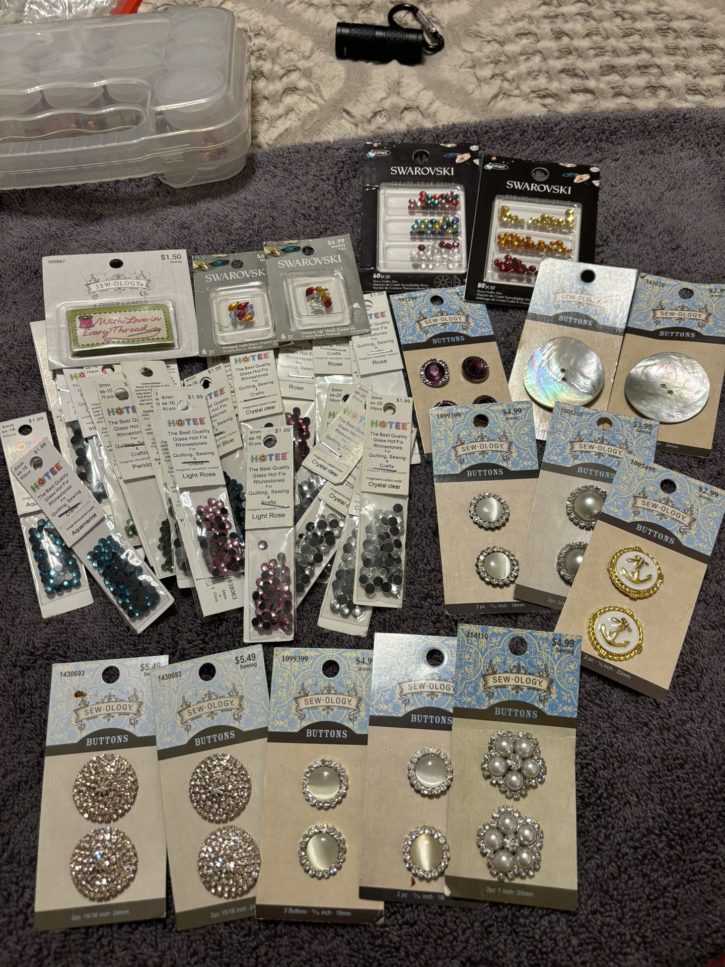 Hotfix Swarovski And Rhinestones Sew On Buttons 46 Pieces Total