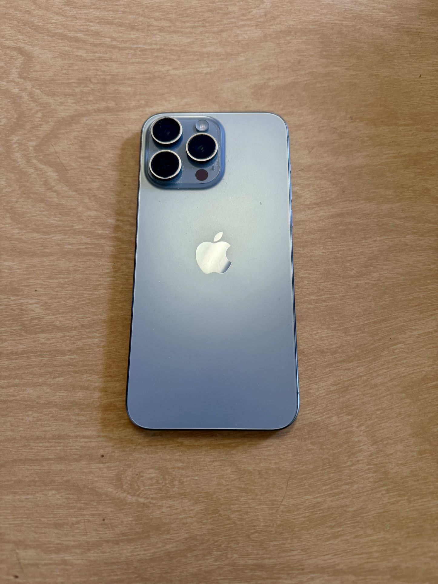 Apple iPhone 15 Pro Max 256GB (Unlocked)