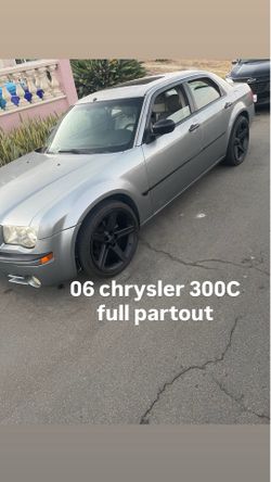 1st gen Chrysler 300C full part out