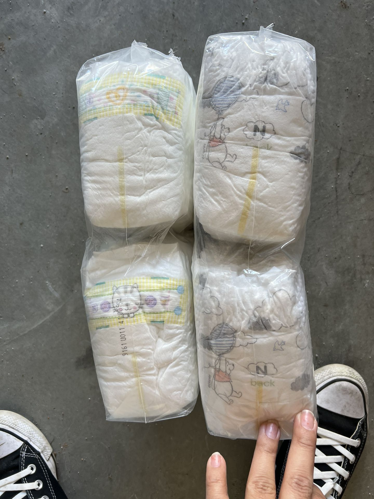 2 Packs Newborn Diapers