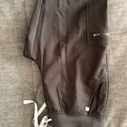 Figs medium only worn once joggers