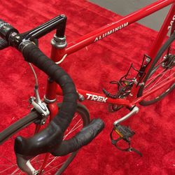 TREK BICYCLE