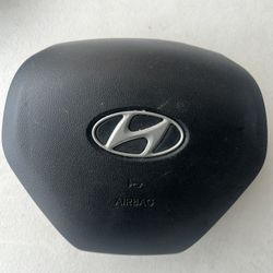 Hyundai Tucson Steering Wheel