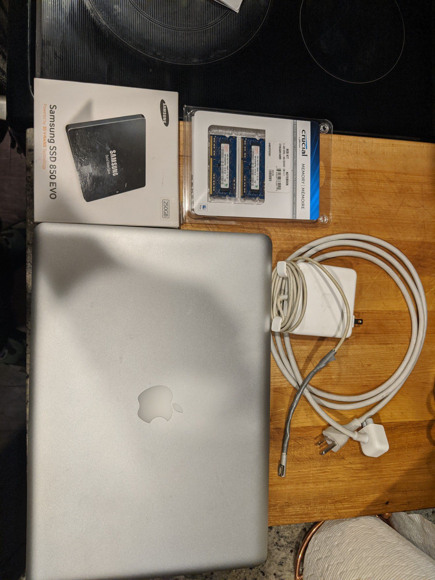 2011 MacBook Pro for Parts