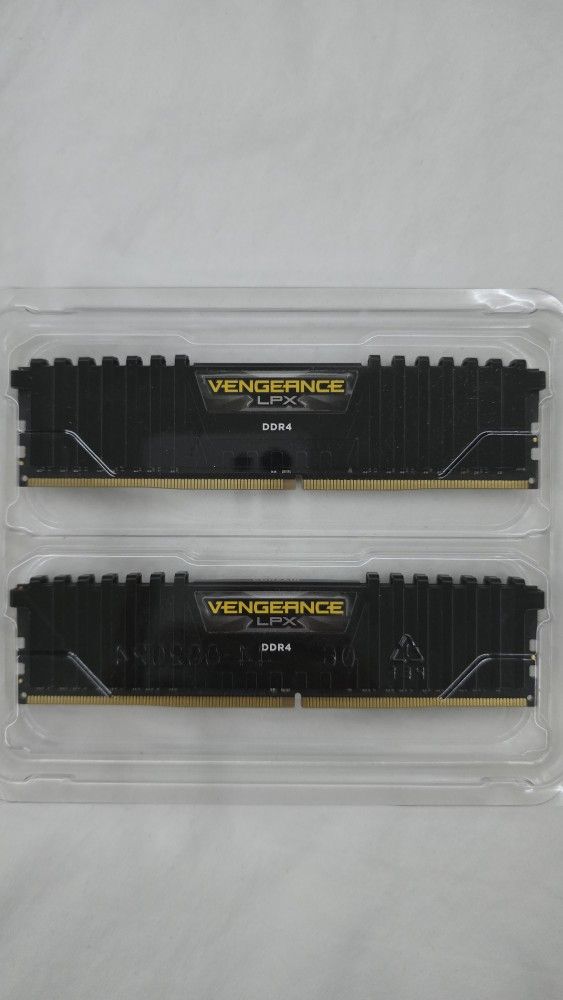 DDR4 Vengeance (2×8) 16GB 3200mhz