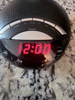 GPX alarm clock Radio C222B working condition with antenna