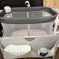 Bassinet 0-12months With Camera 