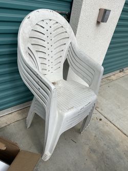 Second hand best sale wooden garden chairs