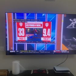 98” TCL Q6-Series 4K QLED Smart TV + Heavy-Duty Sanus Wall Mount