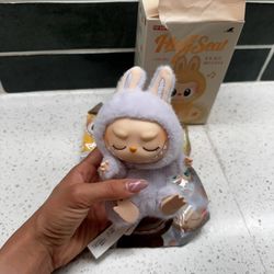 ZIZI LABUBU BRAND NEW WOTH BOX AND ORIGINAL WRAPPING 