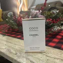 Coco chanel mademoiselle perfume