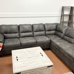 New Sectional 🔥🔥 CLEARANCE 